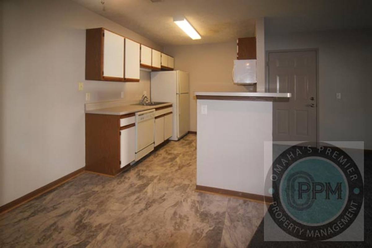 Apartment for rent at 8003 S 48th St, Omaha, NE 68157