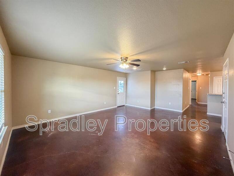 Apartment for rent at 1514 Brady Way, Belton, TX 76513