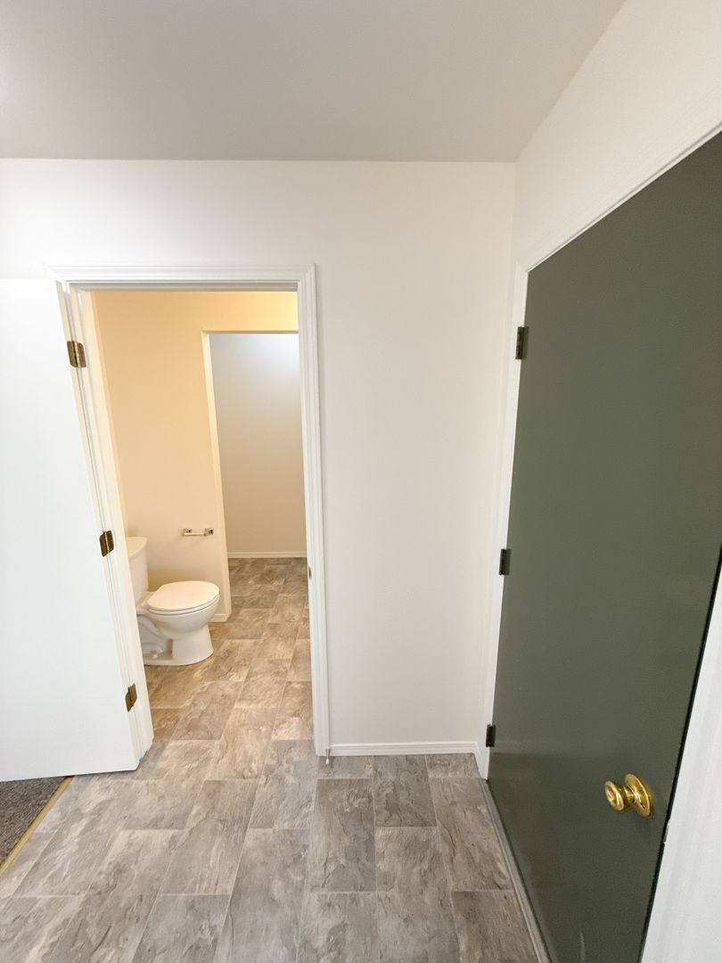 Apartment for rent at 5481-5483-5485-5487 Glenridge Way, Klamath Falls, OR 97603
