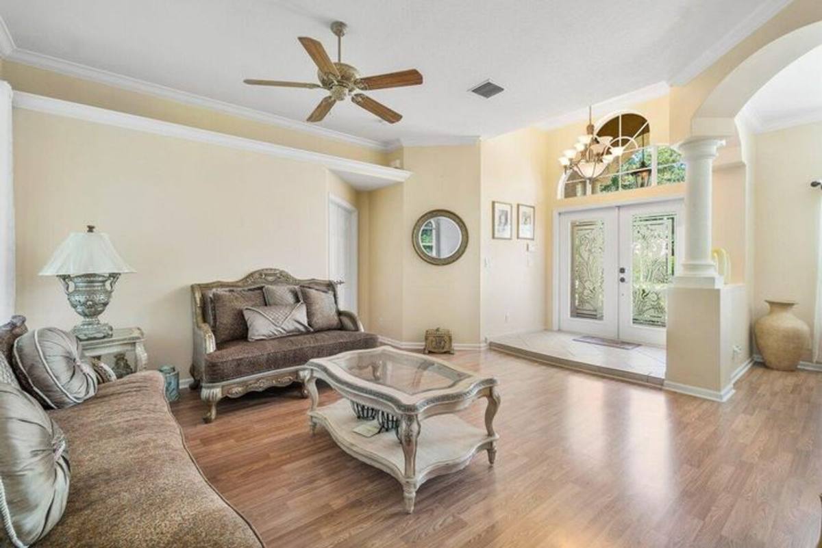 House for rent at 146 Fernwood Crescent, West Palm Beach, FL 33411