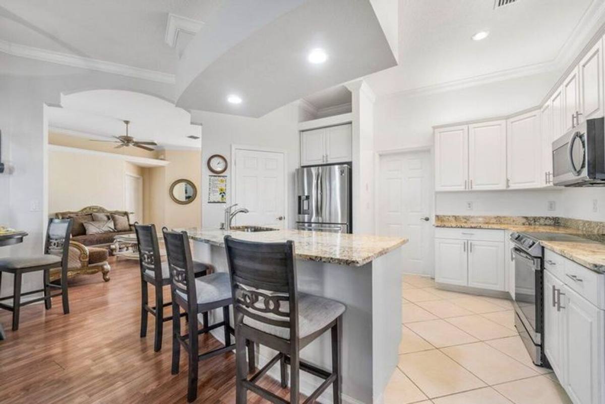 House for rent at 146 Fernwood Crescent, West Palm Beach, FL 33411