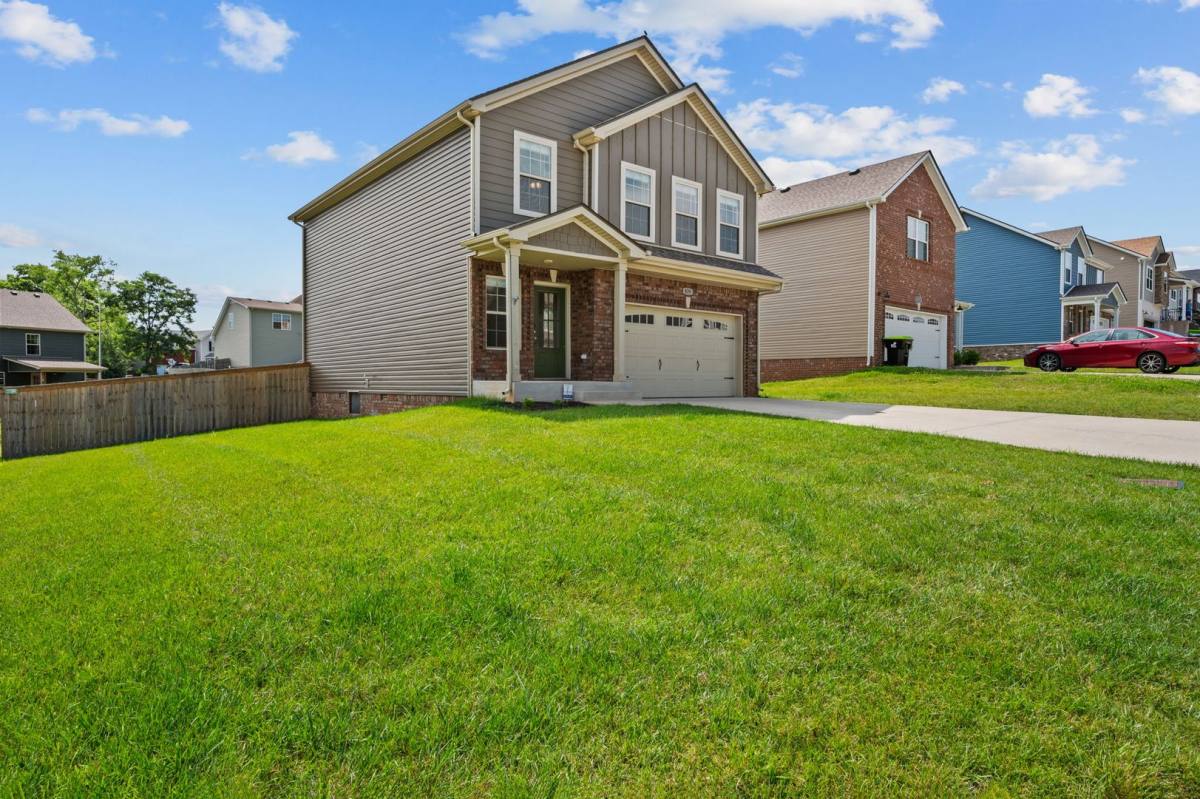 House for rent at 839 Lillian Grace Dr, Clarksville, TN 37043