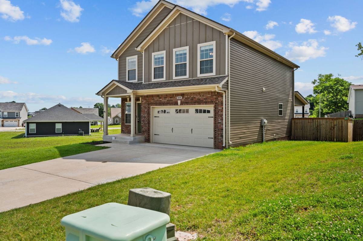 House for rent at 839 Lillian Grace Dr, Clarksville, TN 37043