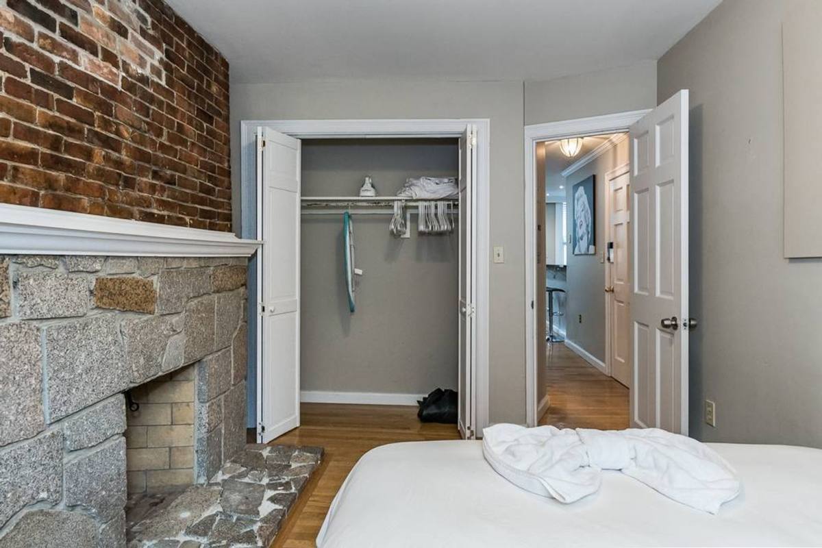 Apartment for rent at 43 Grove St #3, Boston, MA 02114