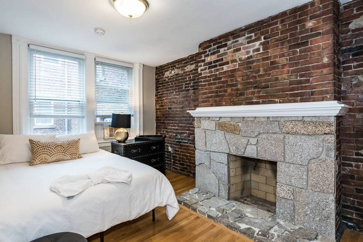 Apartment for rent at 43 Grove St #3, Boston, MA 02114