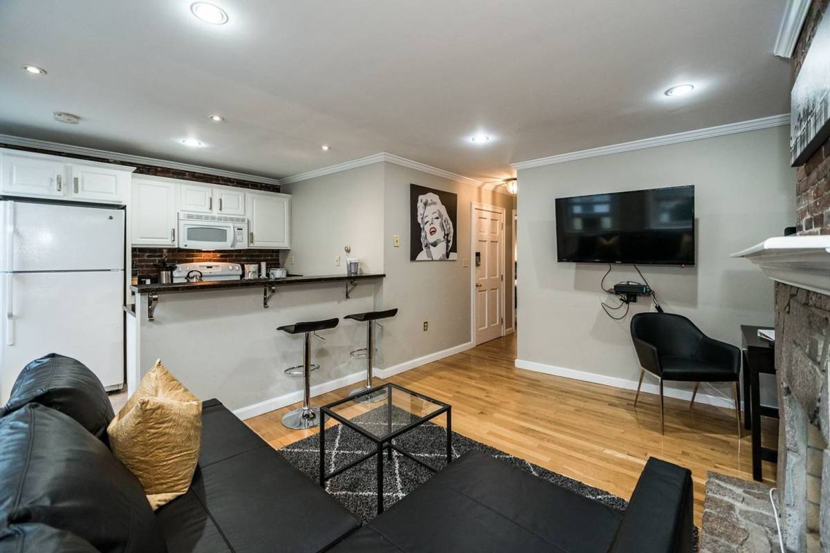 Apartment for rent at 43 Grove St #3, Boston, MA 02114