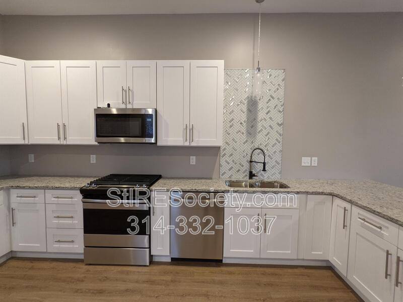Townhouse for rent at 2206 Blendon Place, Saint Louis, MO 63143