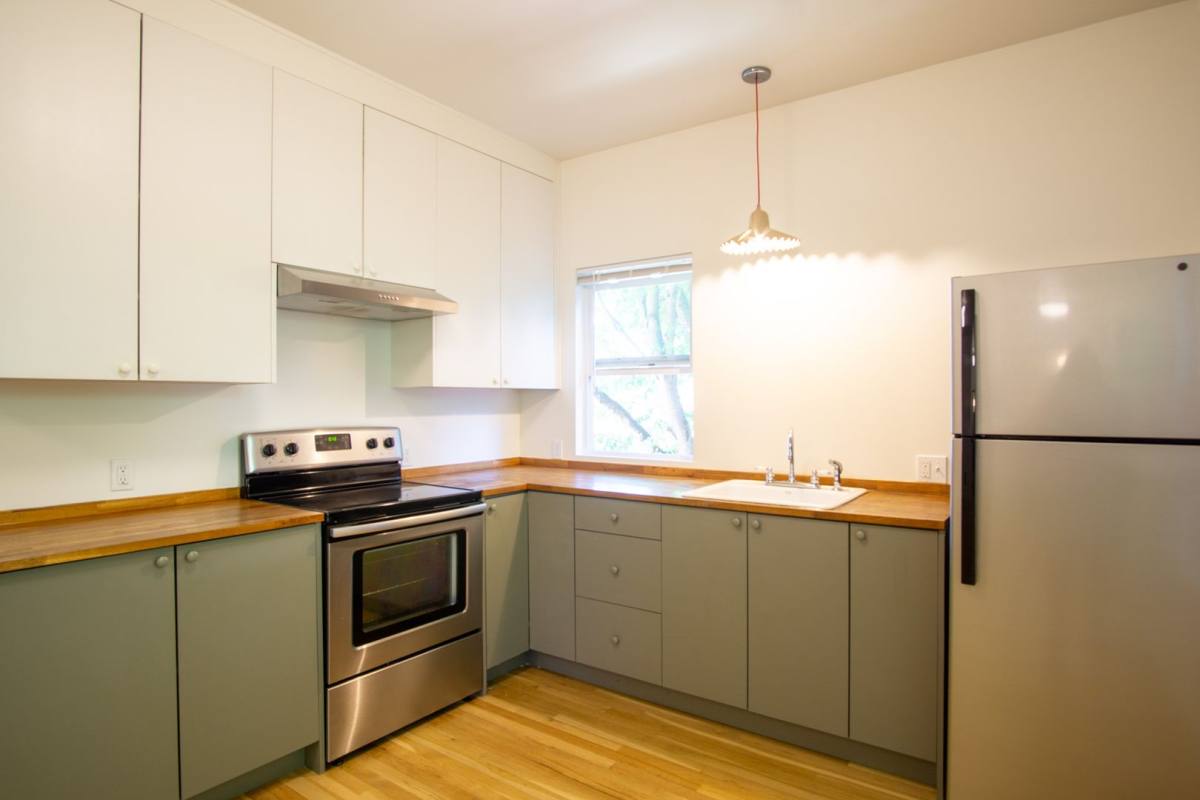 Apartment for rent at 6426 N Princeton St, Portland, OR 97203