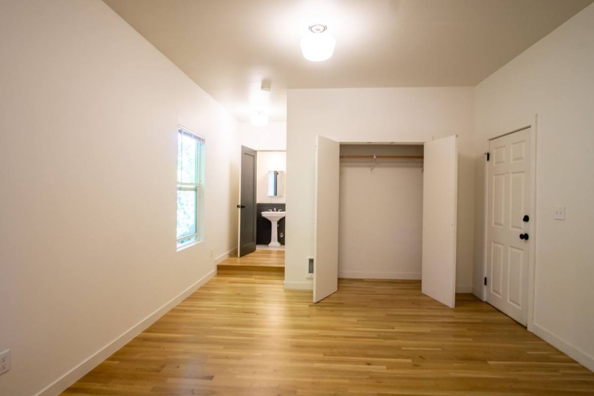 Apartment for rent at 6426 N Princeton St, Portland, OR 97203