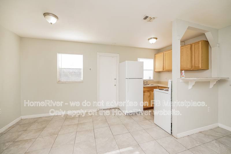 House for rent at 200 Fanfair Ave, Orlando, FL 32811