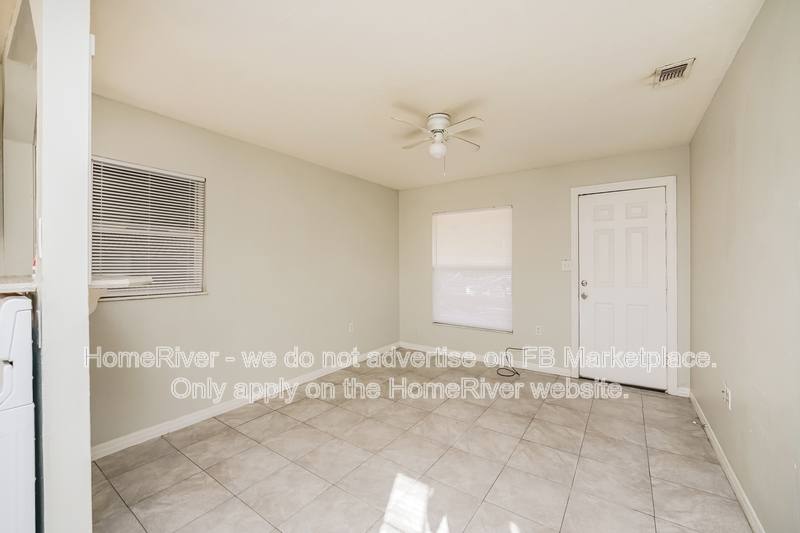House for rent at 200 Fanfair Ave, Orlando, FL 32811