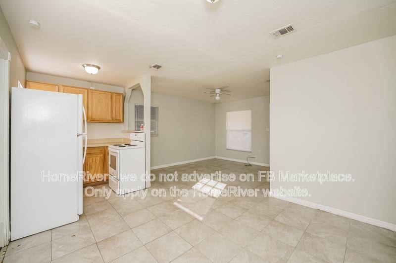 House for rent at 200 Fanfair Ave, Orlando, FL 32811