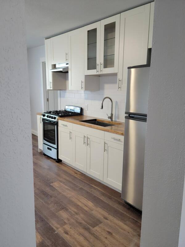 Apartment for rent at 205 Oskaloosa St #207, Pella, IA 50219