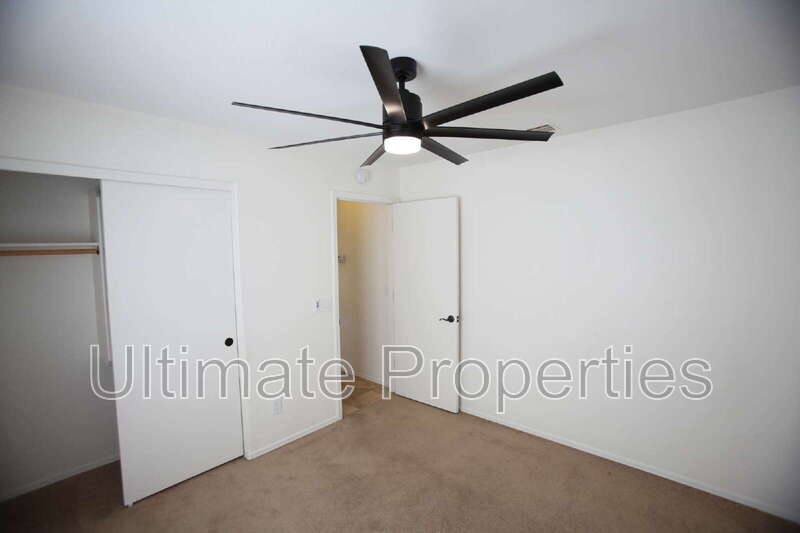 House for rent at 6504 W Saddlehorn Rd, Phoenix, AZ 85083