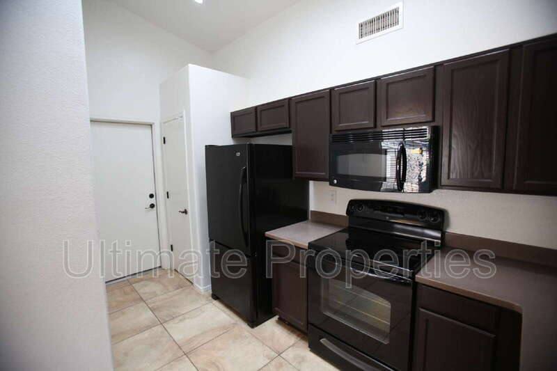 House for rent at 6504 W Saddlehorn Rd, Phoenix, AZ 85083
