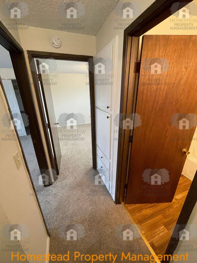 Townhouse for rent at 1630 Monmouth St, Independence, OR 97351
