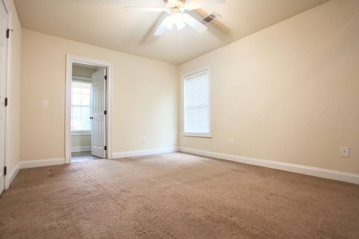 House for rent at 807 W Longleaf Dr, Auburn, AL 36830