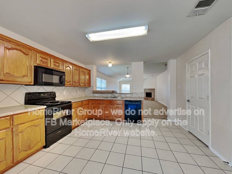 House for rent at 2771 Avery Dr, Rockwall, TX 75032