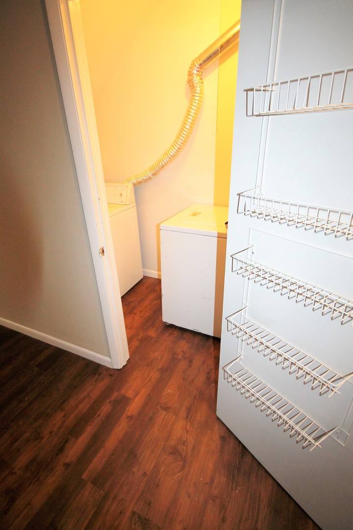 Apartment for rent at 2349-2153 N 4th St, Columbus, OH 43202