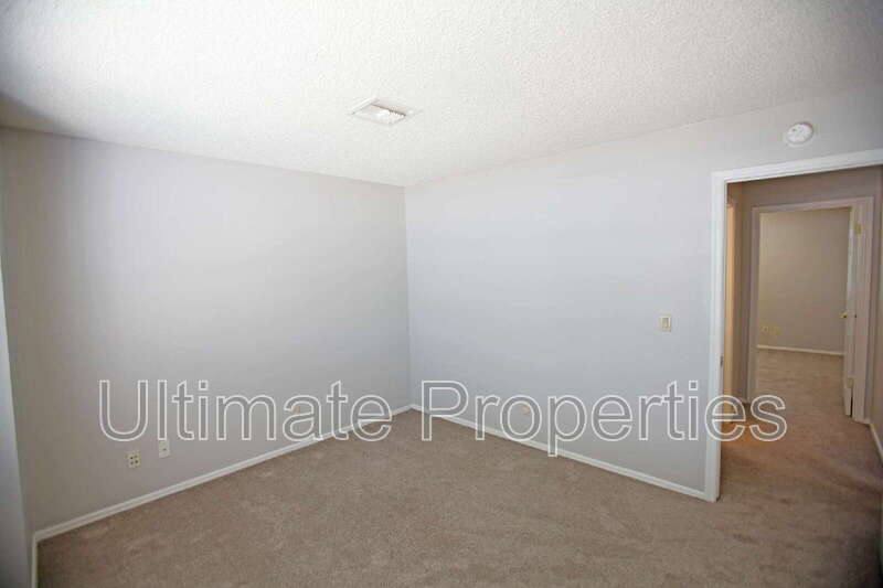 House for rent at 7719 W Dreyfus Dr, Peoria, AZ 85381