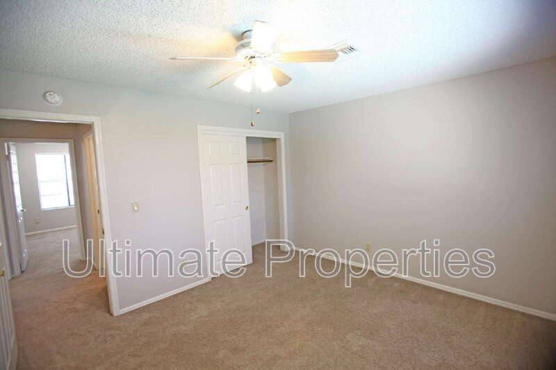 House for rent at 7719 W Dreyfus Dr, Peoria, AZ 85381