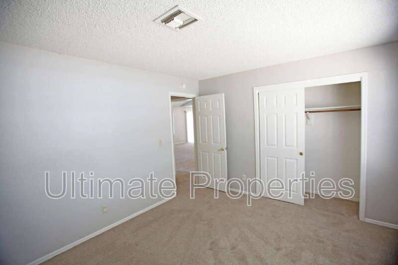 House for rent at 7719 W Dreyfus Dr, Peoria, AZ 85381