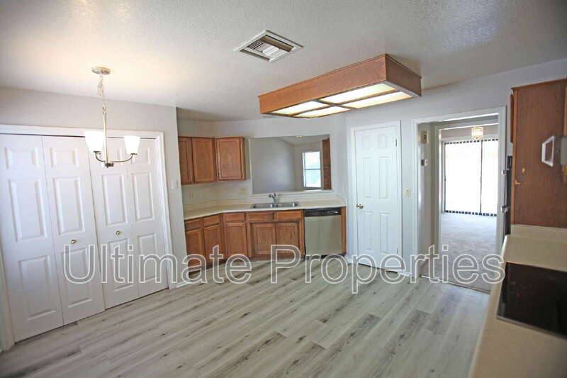 House for rent at 7719 W Dreyfus Dr, Peoria, AZ 85381