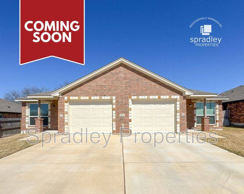 Townhouse for rent at 9110B Winding Court, Temple, TX 76502