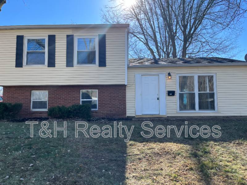 House for rent at 8513 E 37th Place, Indianapolis, IN 46226