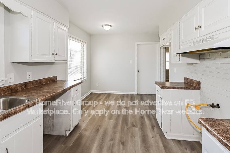 House for rent at 4878 Fernbrook Dr, Memphis, TN 38118
