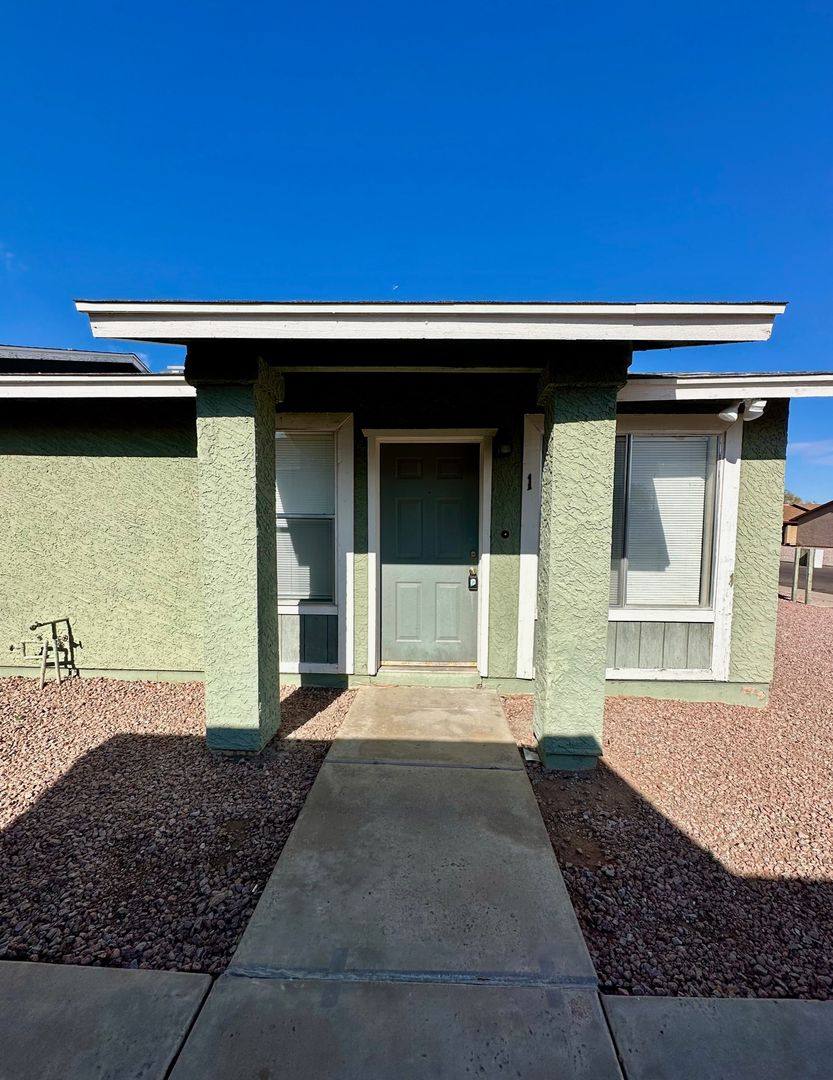 Apartment for rent at 43 W Inglewood St, Mesa, AZ 85201
