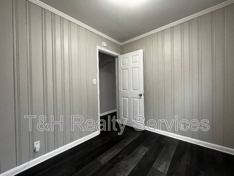 House for rent at 4358 Norwaldo Ave, Indianapolis, IN 46205