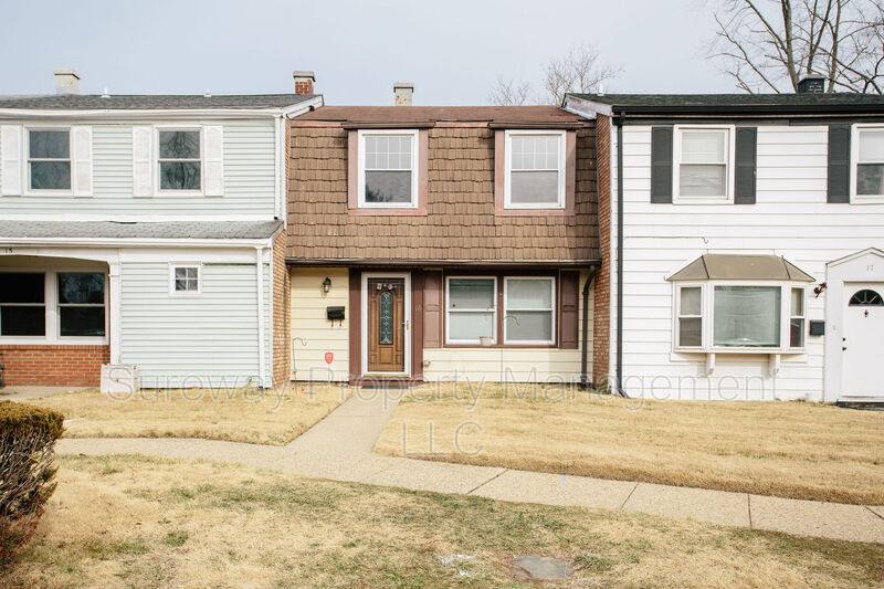 Townhouse for rent at 16 Radnor Court, Willingboro, NJ 08046