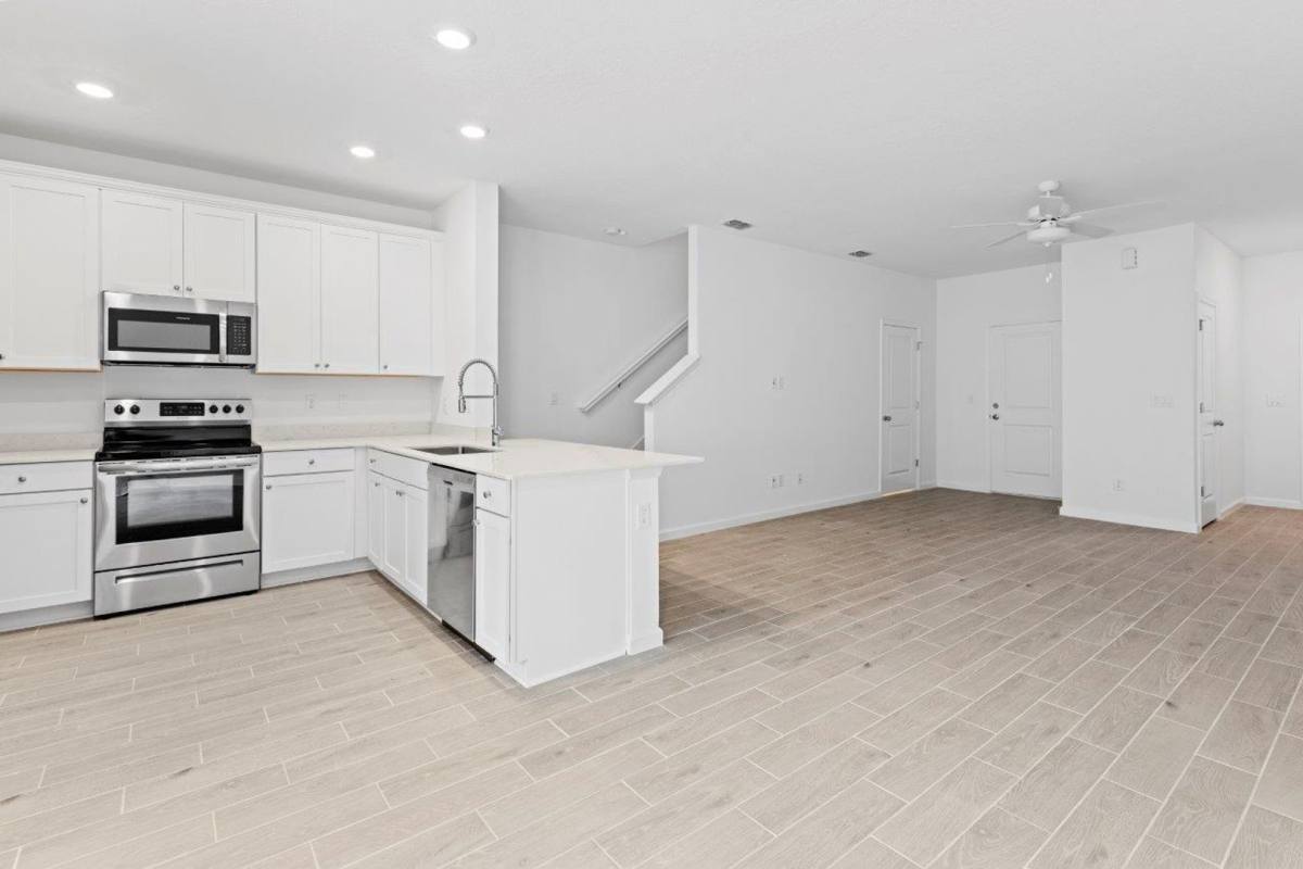 Townhouse for rent at 698 NW 126th Terrace, Newberry, FL 32669
