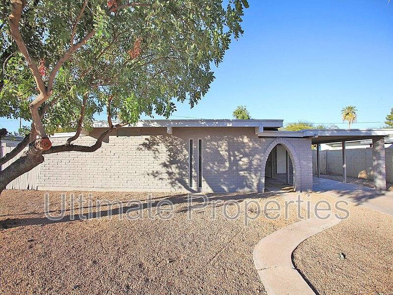 House for rent at 3702 E Altadena Ave, Phoenix, AZ 85028
