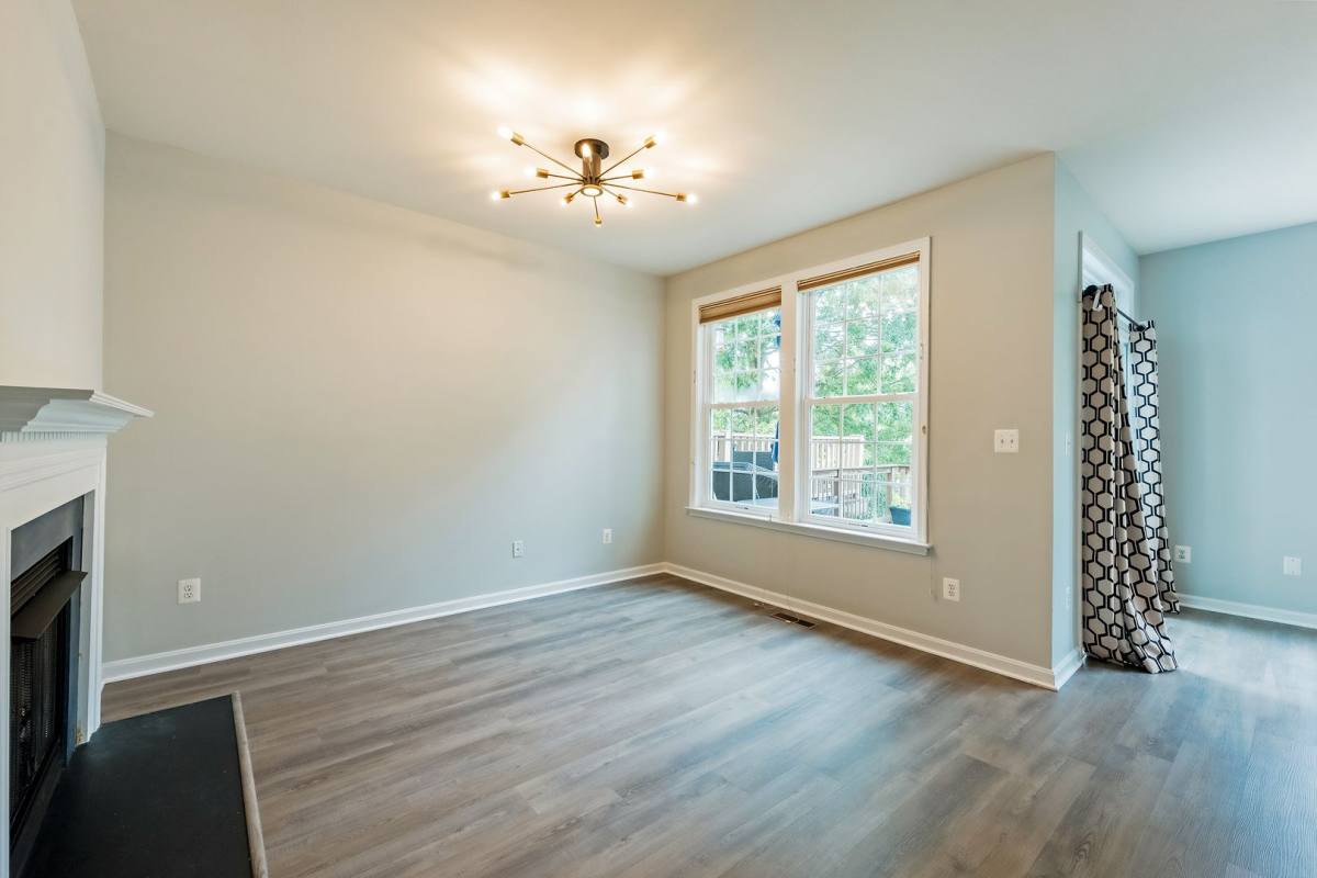 House for rent at 3385 Beechcliff Dr, Alexandria, VA 22306