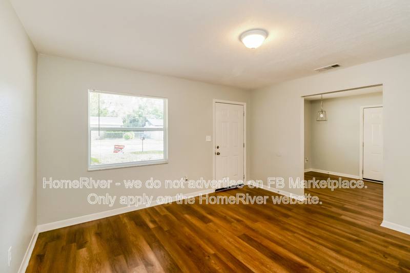 House for rent at 38412 Lake Ave, Dade City, FL 33525