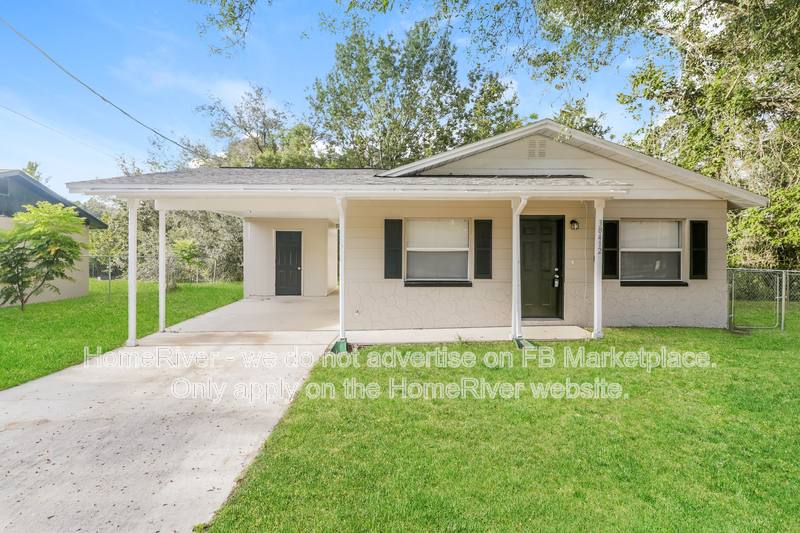 House for rent at 38412 Lake Ave, Dade City, FL 33525