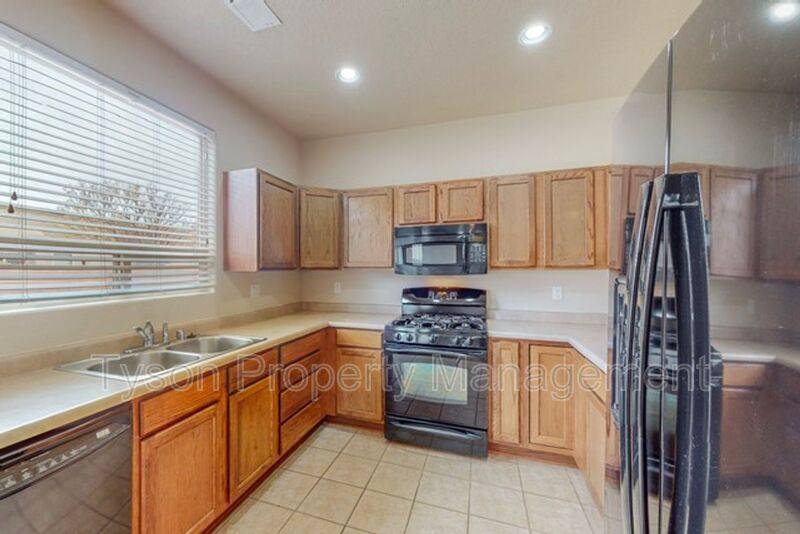 Townhouse for rent at 2440 Corvara Dr SE, Rio Rancho, NM 87124