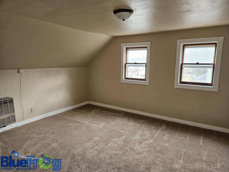 House for rent at 311 Main Ave, Kaukauna, WI 54130