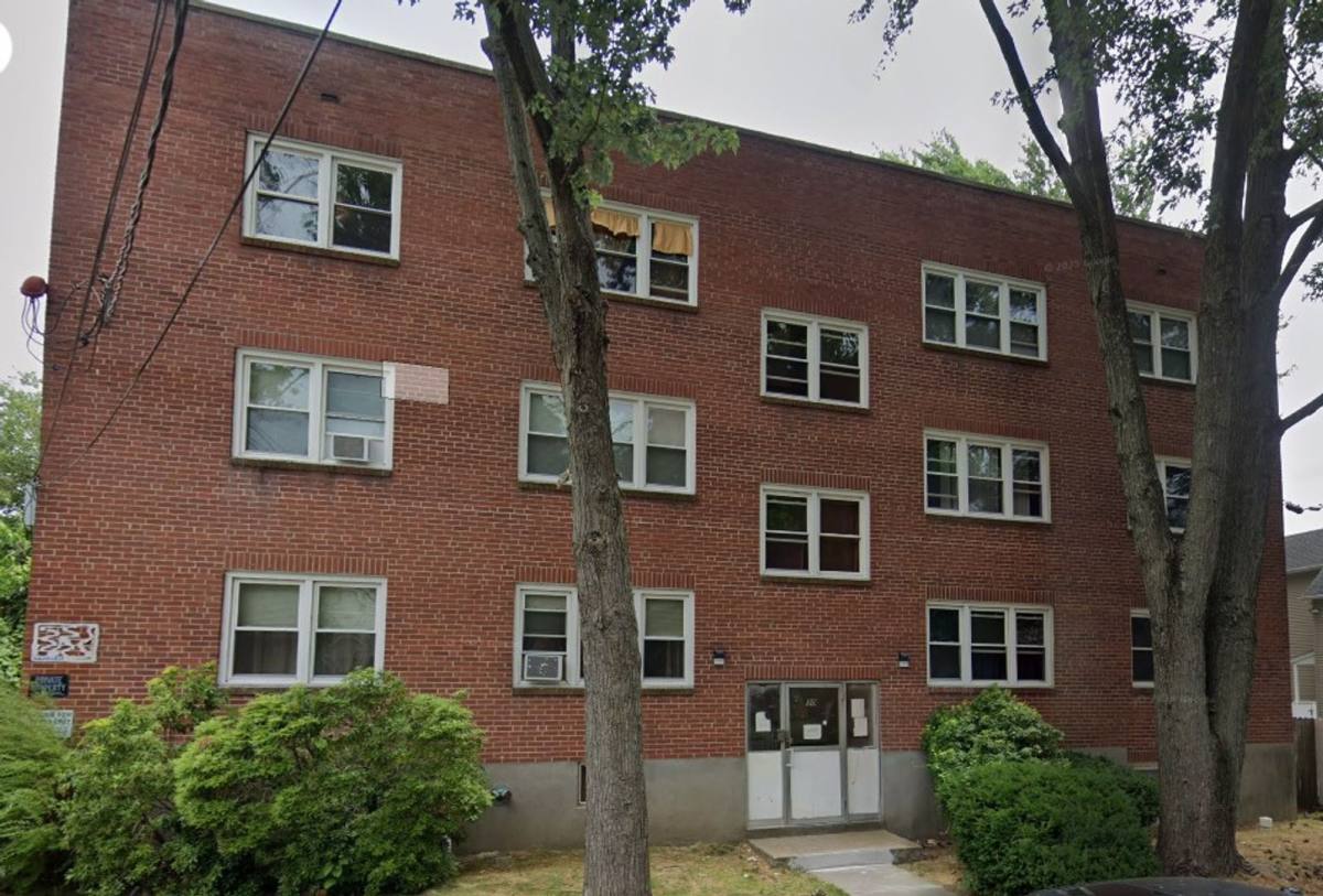 Apartment for rent at 30 James St, Hartford, CT 06106