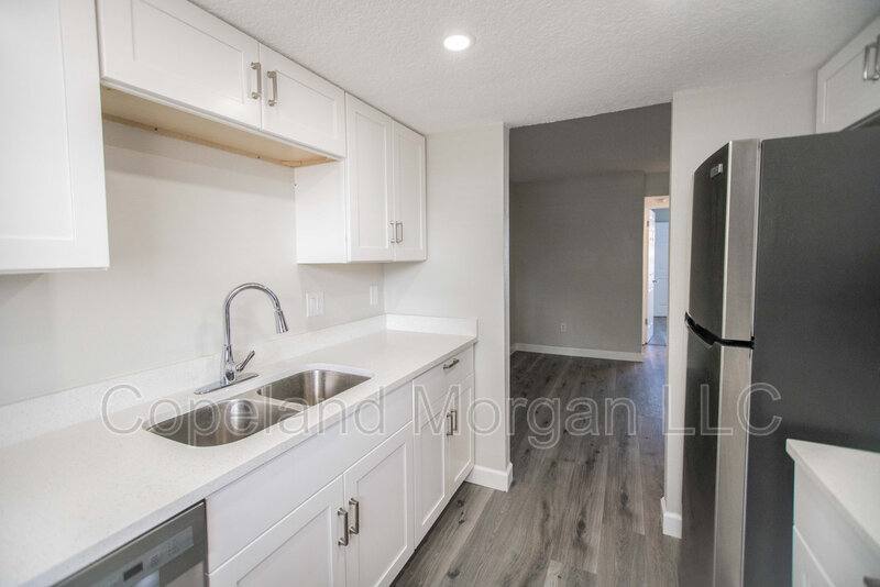 Apartment for rent at 124 N Jefferson Ave #5, Clearwater, FL 33755