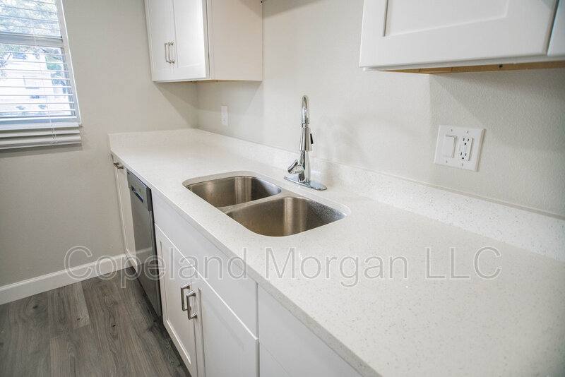 Apartment for rent at 124 N Jefferson Ave #5, Clearwater, FL 33755