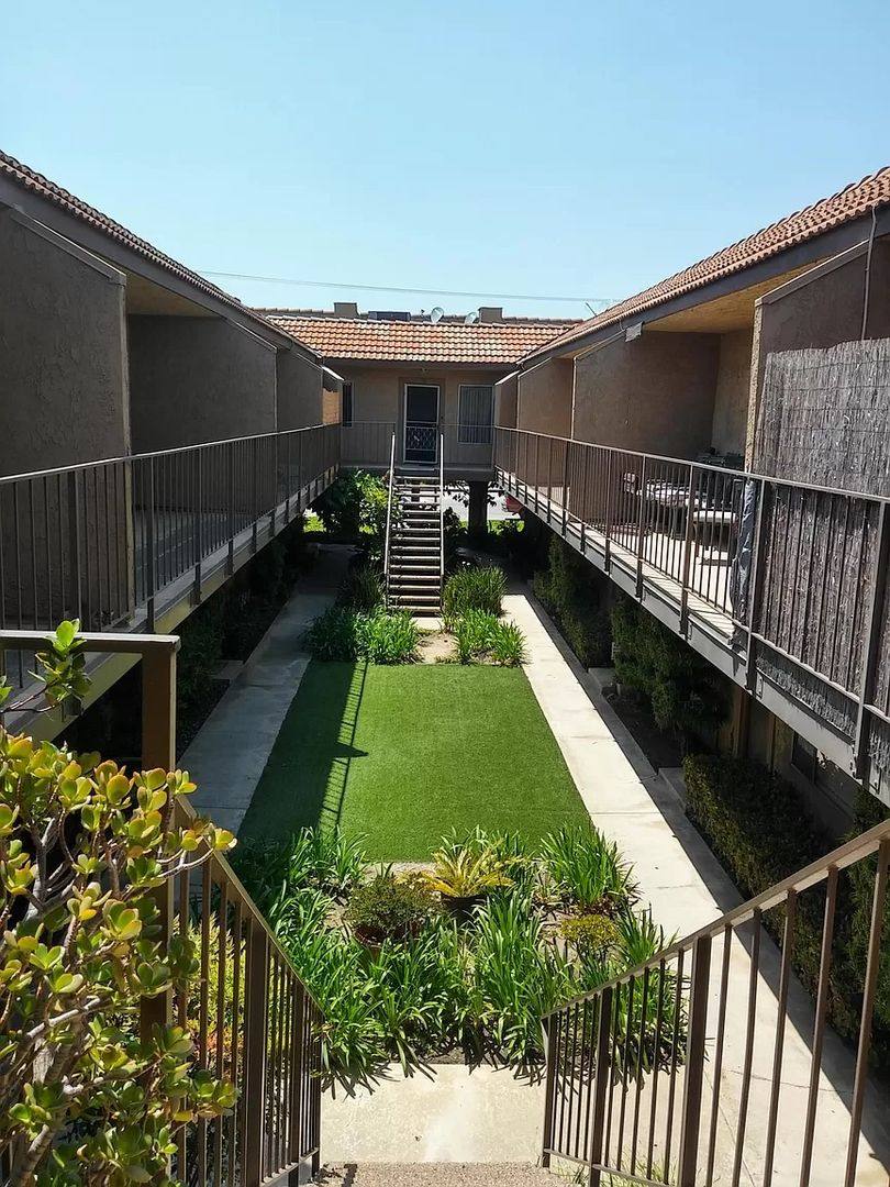 Apartment for rent at 1746 S Sunflower Ave, Glendora, CA 91740