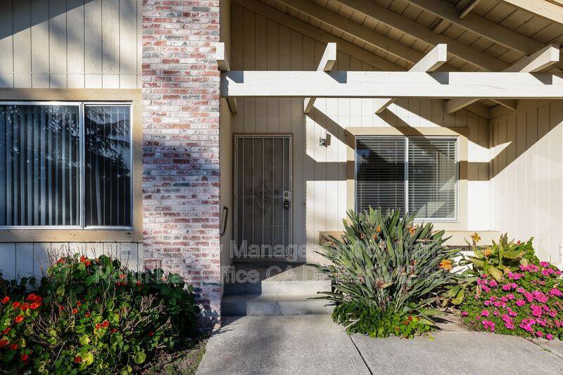 House for rent at 5336 Alyssum Court, Santa Rosa, CA 95403