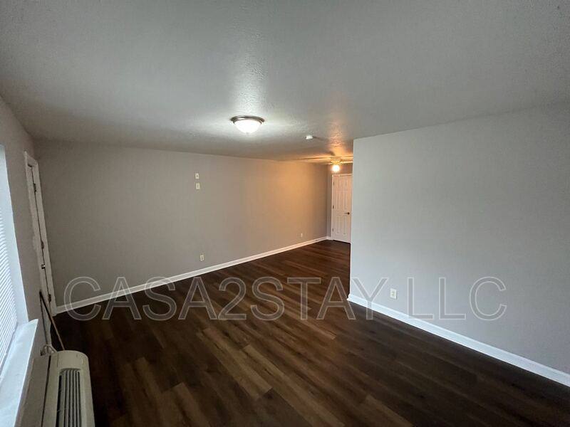Apartment for rent at 411 Iowa Ave #4, Louisville, KY 40208