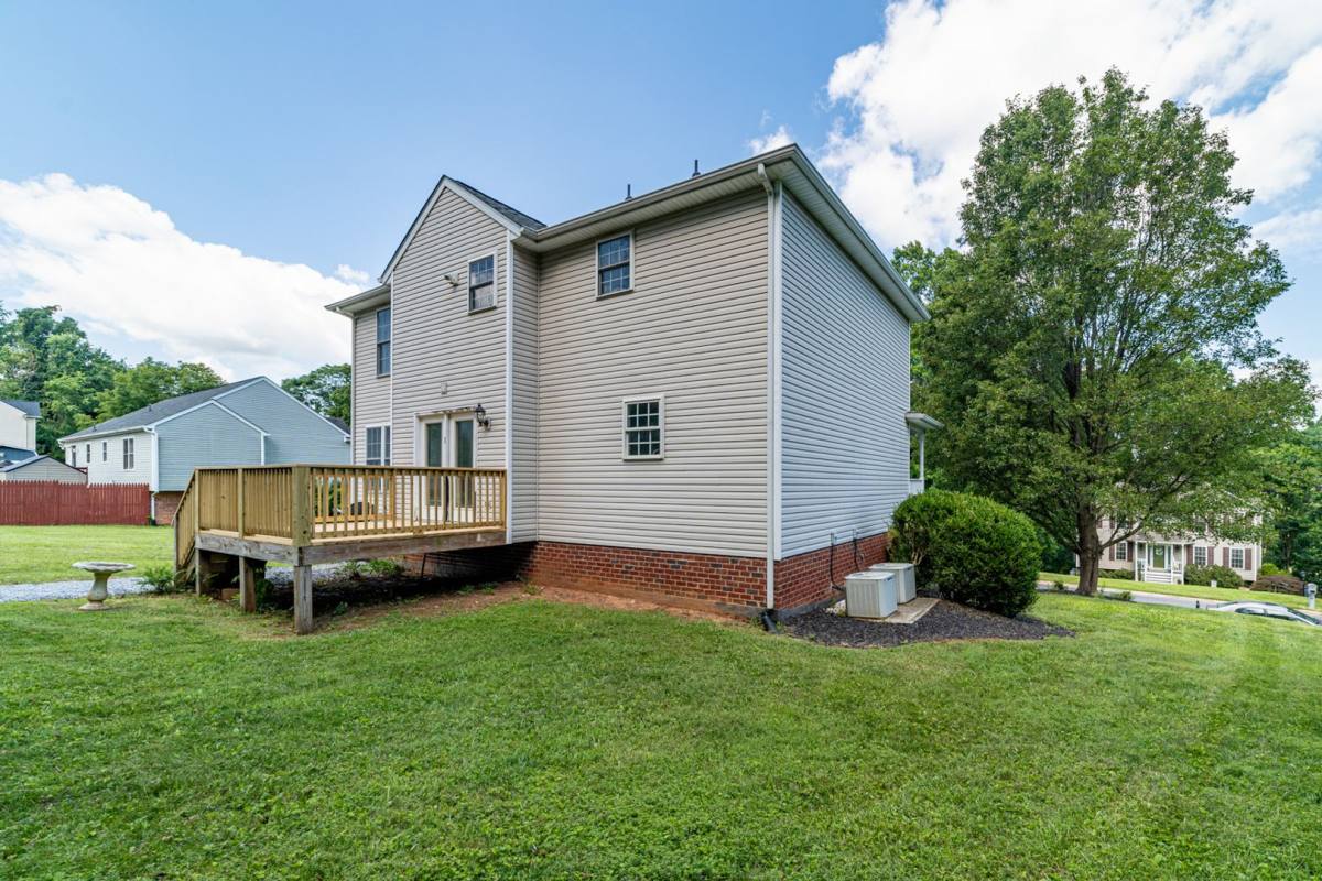 House for rent at 72 Viking Dr, Lynchburg, VA 24502