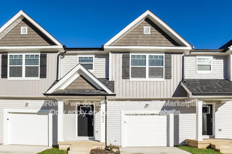 Townhouse for rent at 302 Beaumont Circle, Clemmons, NC 27012