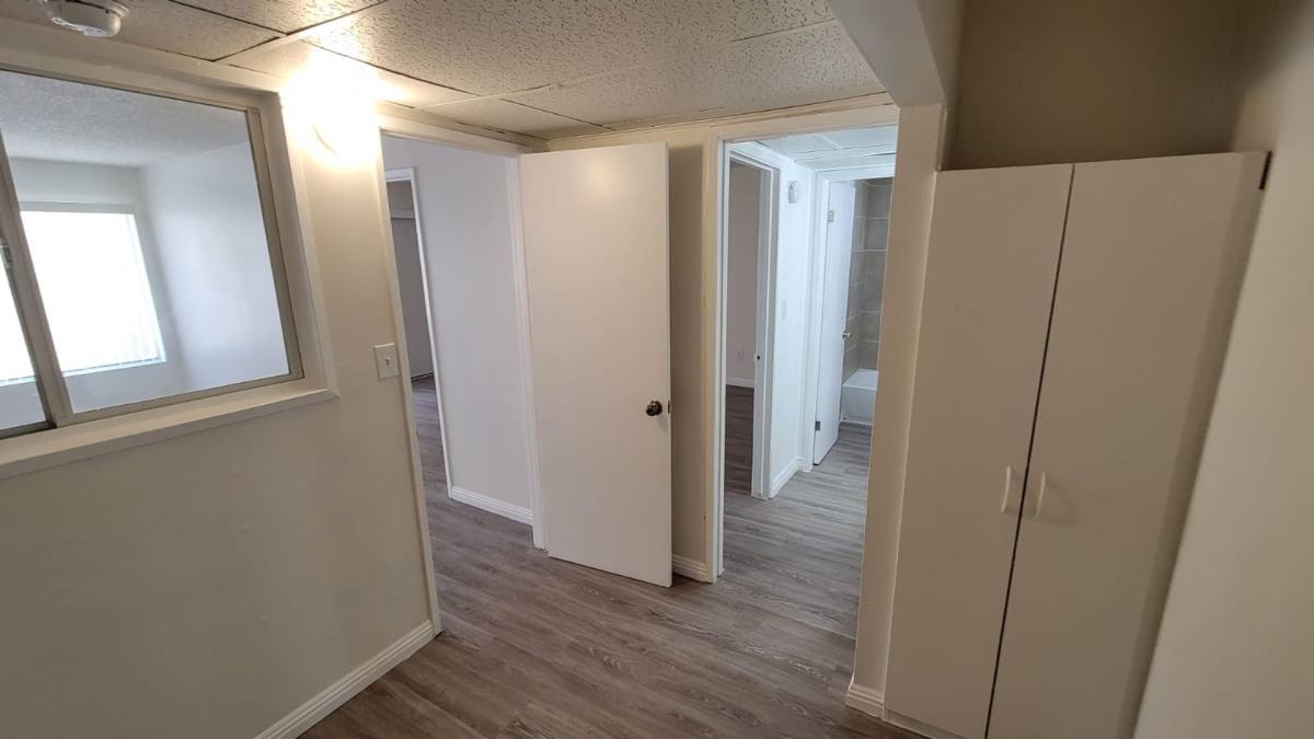 Apartment for rent at 5461 Kester Ave, Van Nuys, CA 91411