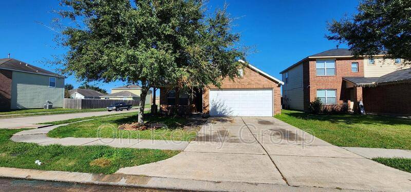 House for rent at 315 Sunset Colony Dr, Rosharon, TX 77583